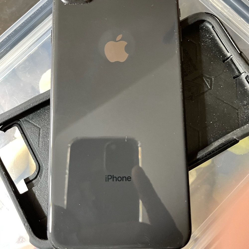 IPHONE 8 PLUS - Picture 6 of 7